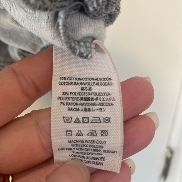 Free People “Kimmie” Gray Cropped Hoodie - Size Large - Picture 9 of 10